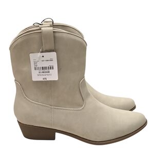 NWT Cream Boots Arizona Jean Co 8.5 Coastal Cowgirl Memory Foam Bootie Shoes